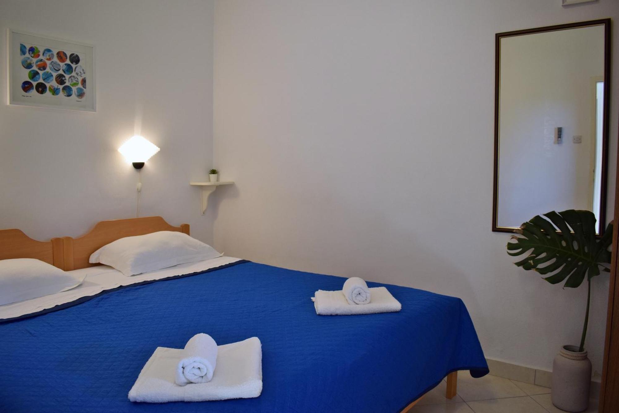 חוואר Lina Vrankovic Apartments מראה חיצוני תמונה