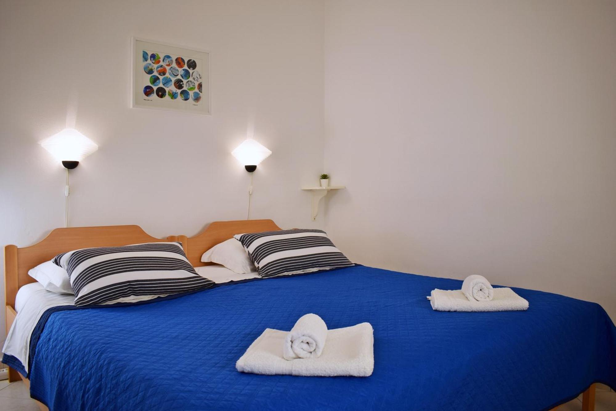 חוואר Lina Vrankovic Apartments מראה חיצוני תמונה