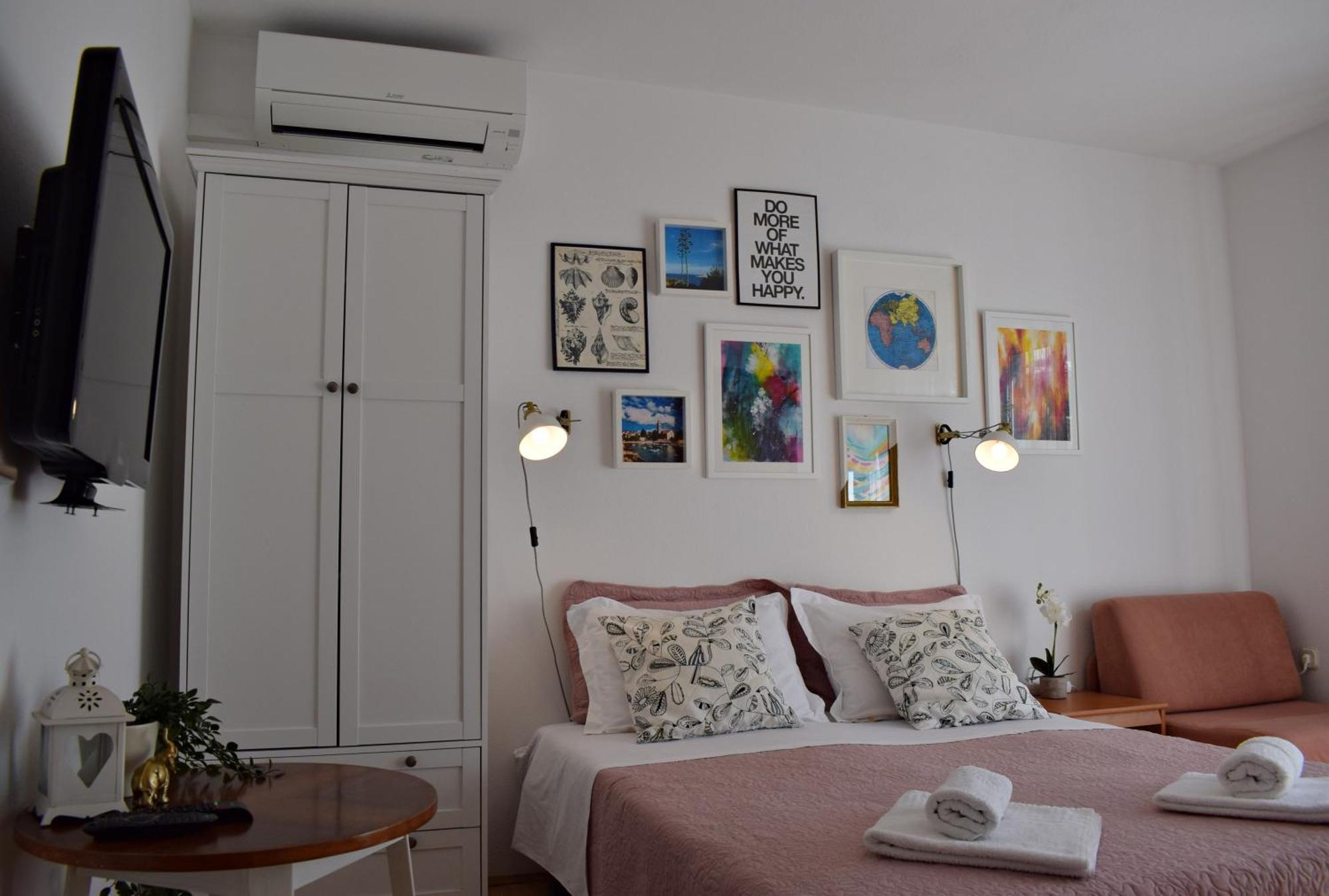 חוואר Lina Vrankovic Apartments מראה חיצוני תמונה