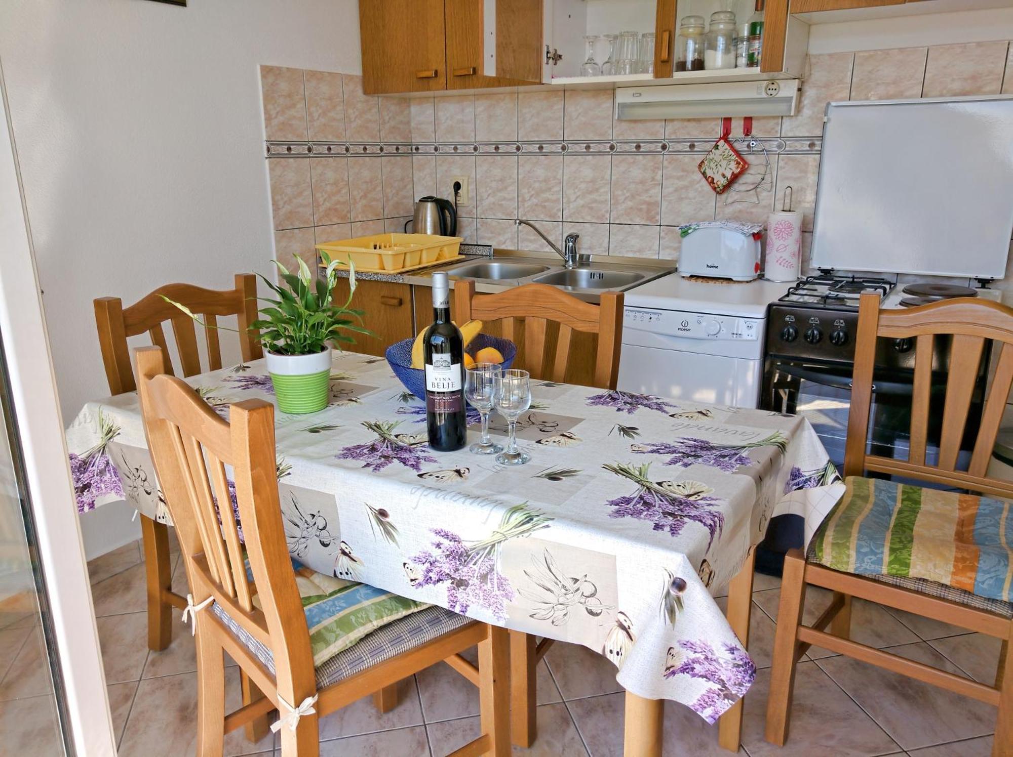 חוואר Lina Vrankovic Apartments מראה חיצוני תמונה
